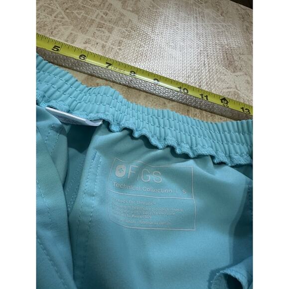 FIGS Yola Skinny Scrub Pants Neon Blue Women's Style TW2000R Size Small - Picture 6 of 10